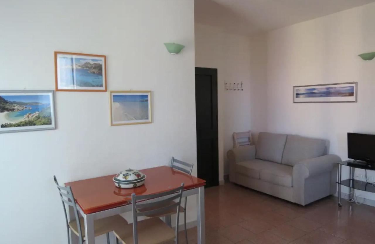 Lovely Flat In Northern Sardinia Валледория Экстерьер фото